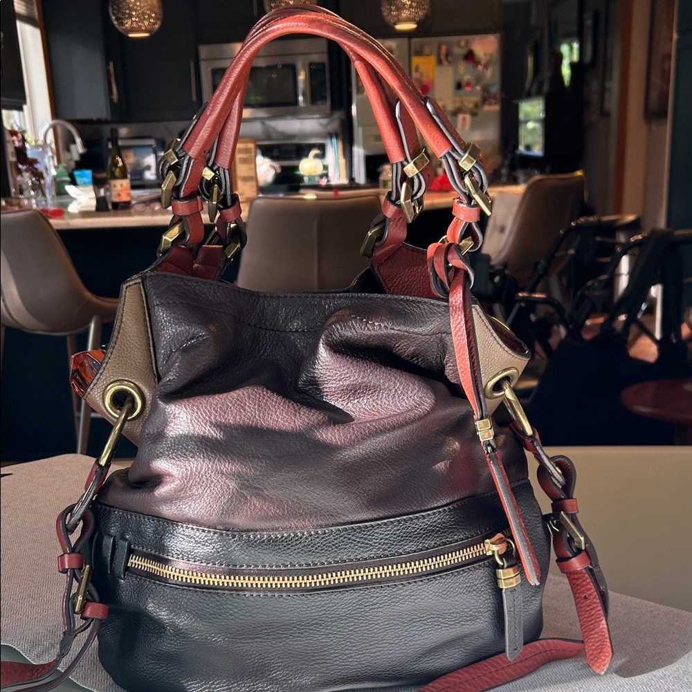 orYANY GORGEOUS 🤎❤️Two-Tone Brown and Red Leather Shoulder Bag (EUC)